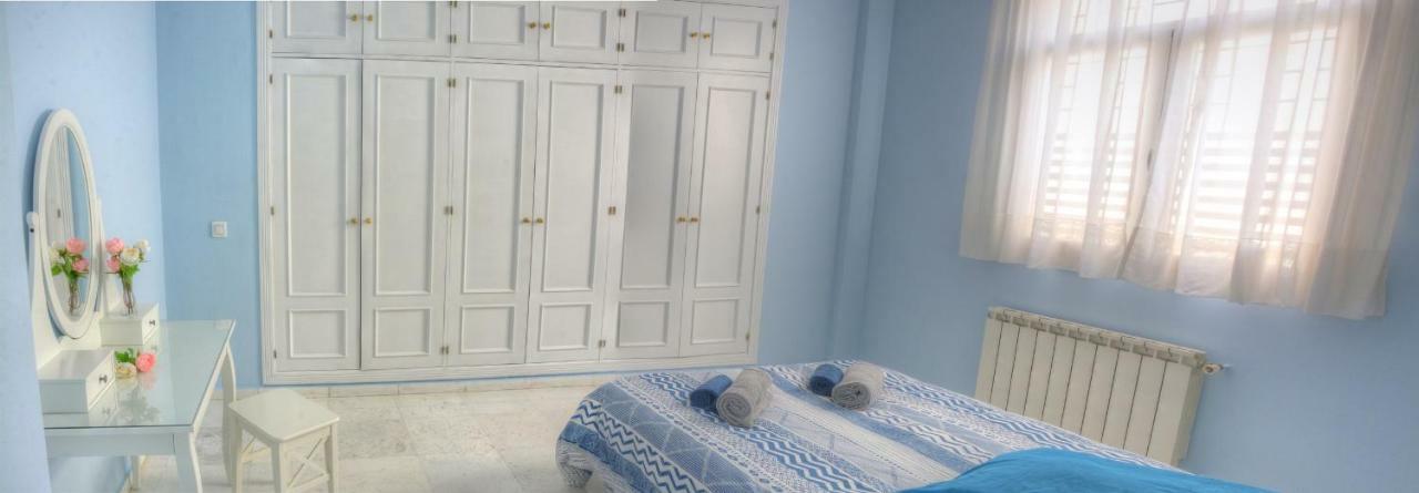 Sevilla Butterfly Suites Экстерьер фото