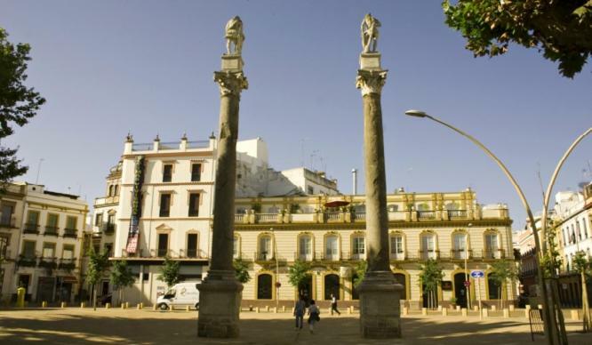 Sevilla Butterfly Suites Экстерьер фото